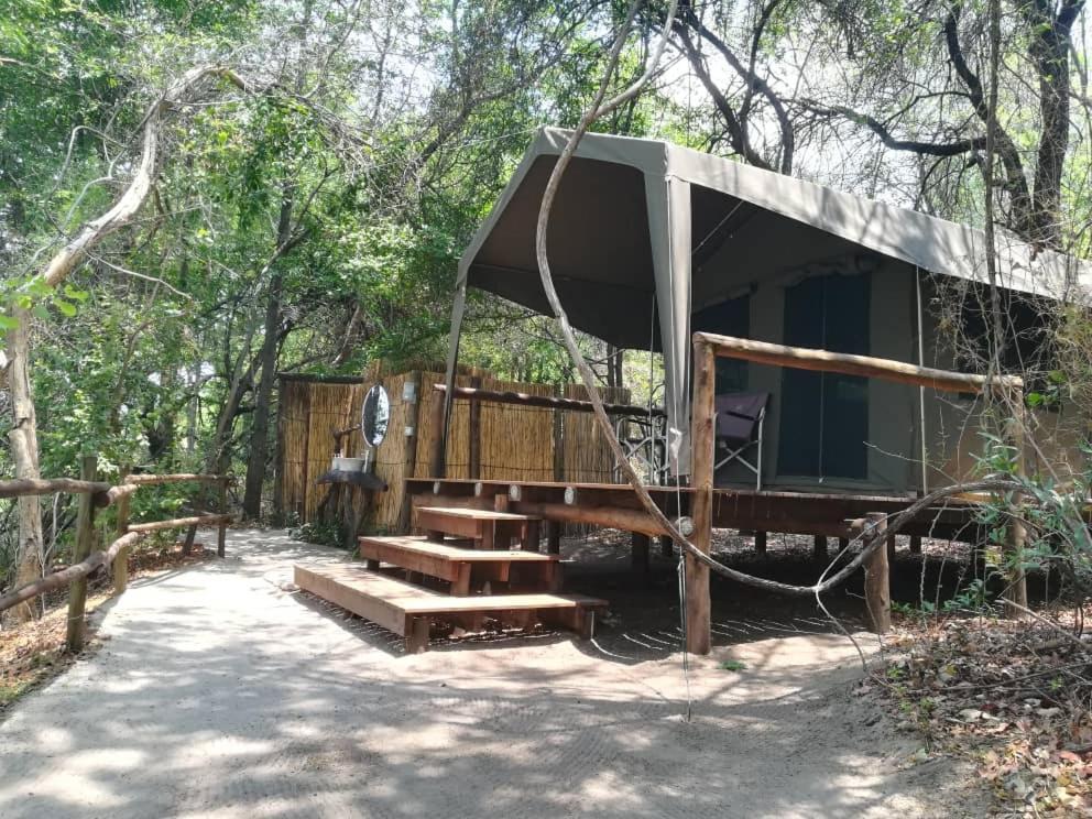 Askiesbos - Samochima Bush Camp Shakawe ภายนอก รูปภาพ