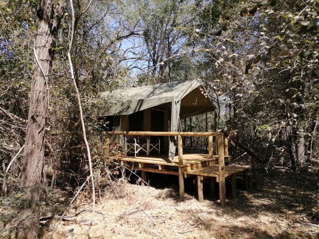 Askiesbos - Samochima Bush Camp Shakawe ภายนอก รูปภาพ