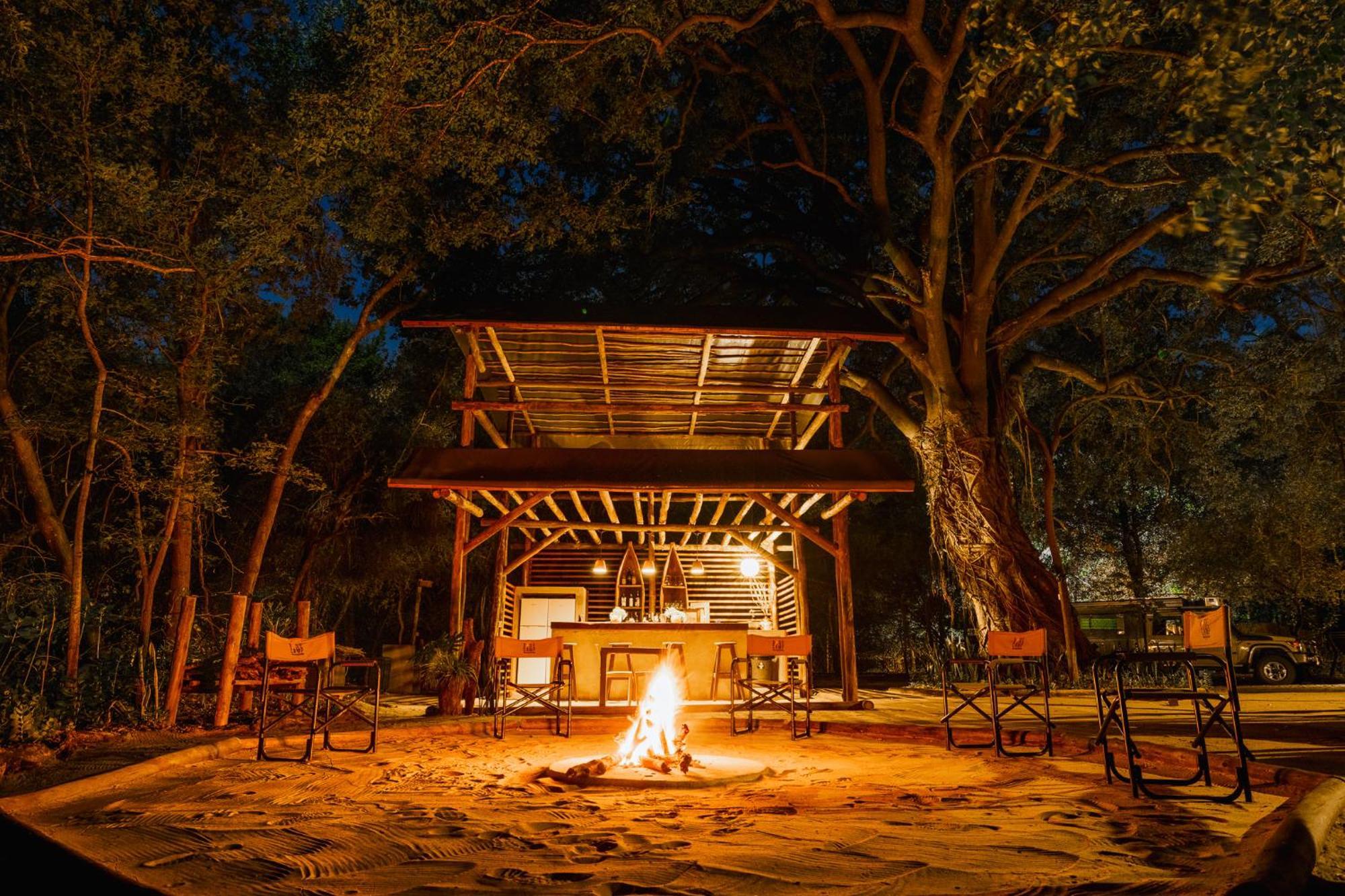 Askiesbos - Samochima Bush Camp Shakawe ภายนอก รูปภาพ
